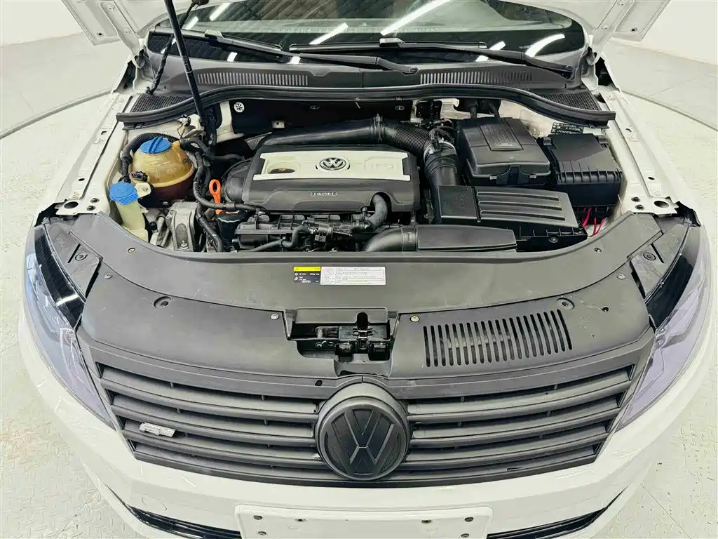 Volkswagen FAW-Volkswagen CC 2015 1.8TSI Luxury фото 30