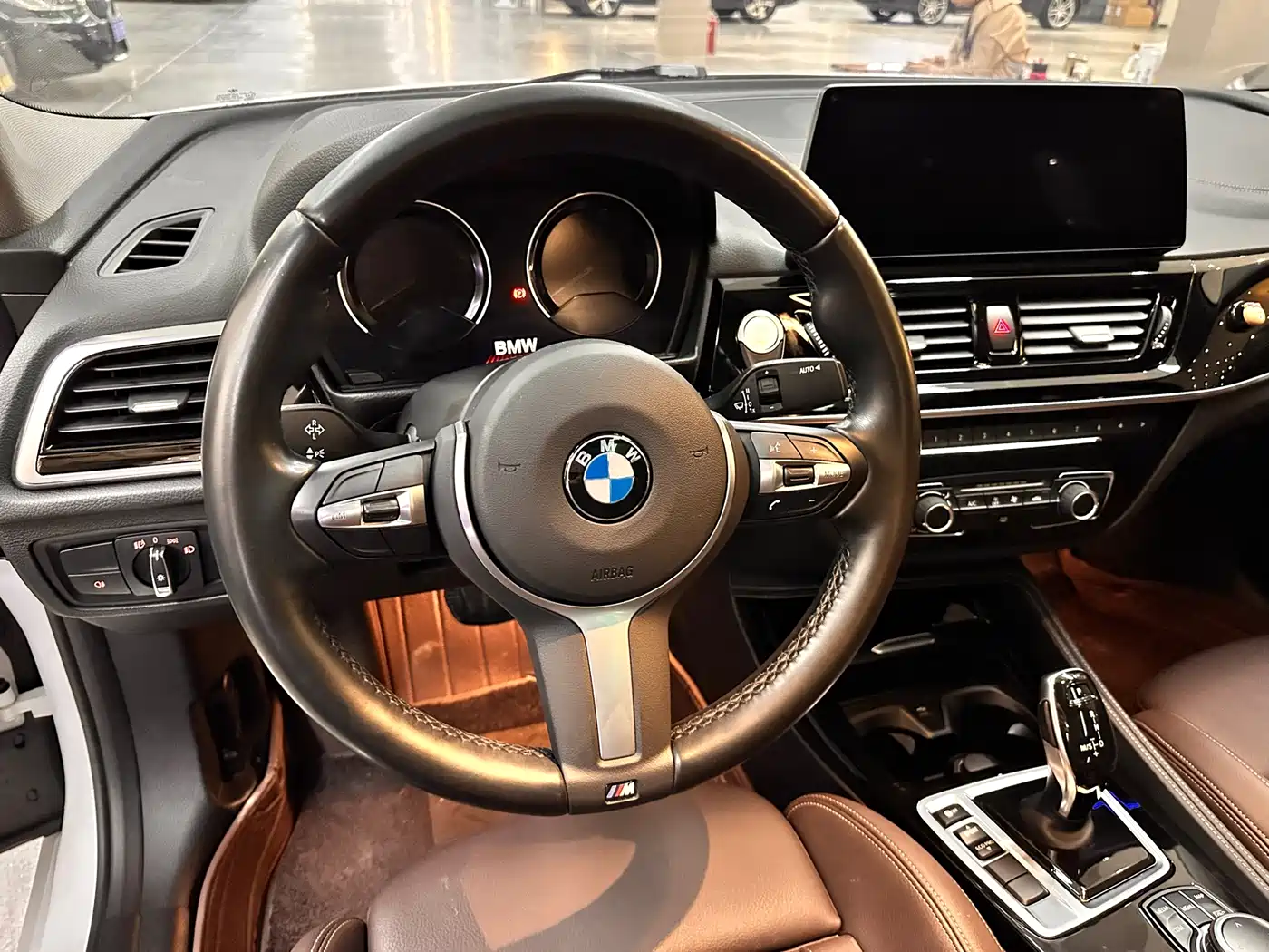 BMW 1 Series 2022 125i M Sport Shadow Edition фото 10