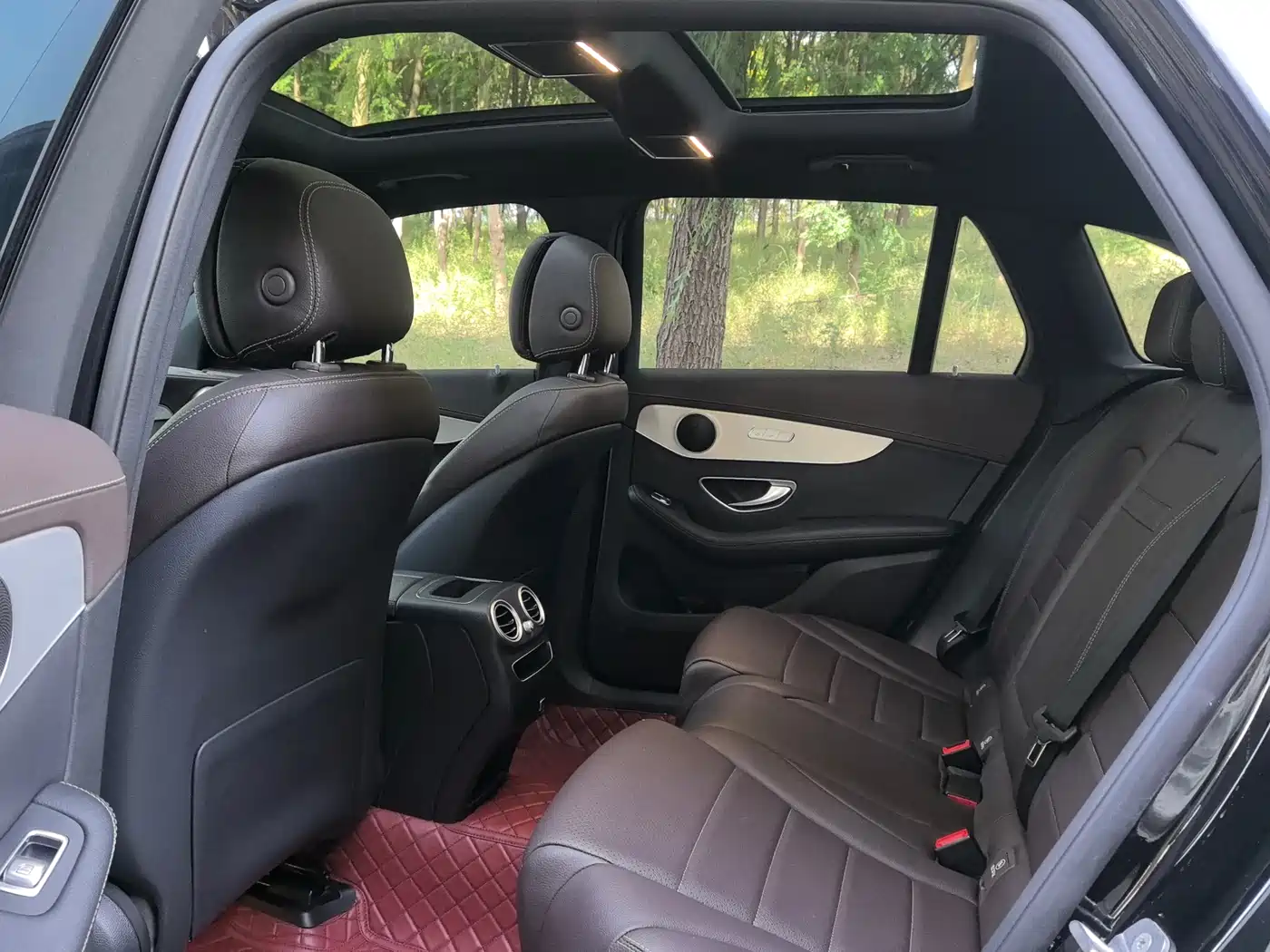 Mercedes-Benz GLC 2022 Facelift III GLC 260 L 4MATIC Dynamic фото 11