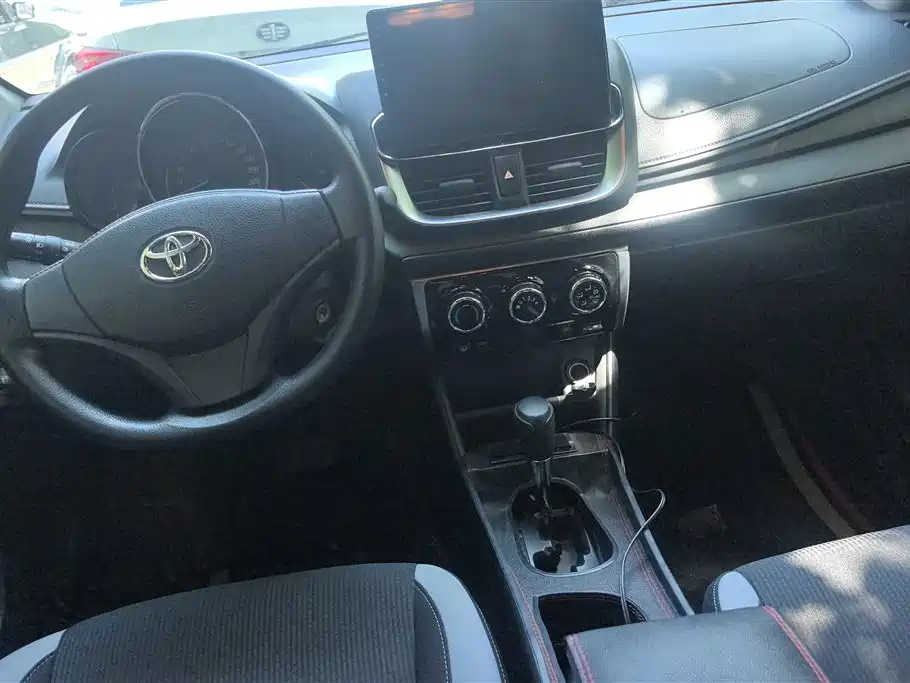 Toyota YARiS L Zhi Xuan 2020 Zhi Xuan X 1.5L CVT Leading фото 12
