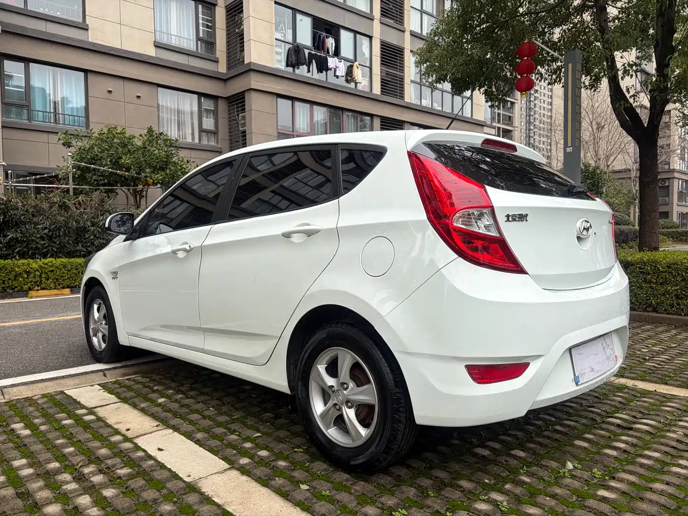 Hyundai Reina 2014 1.4L Manual GLX фото 6