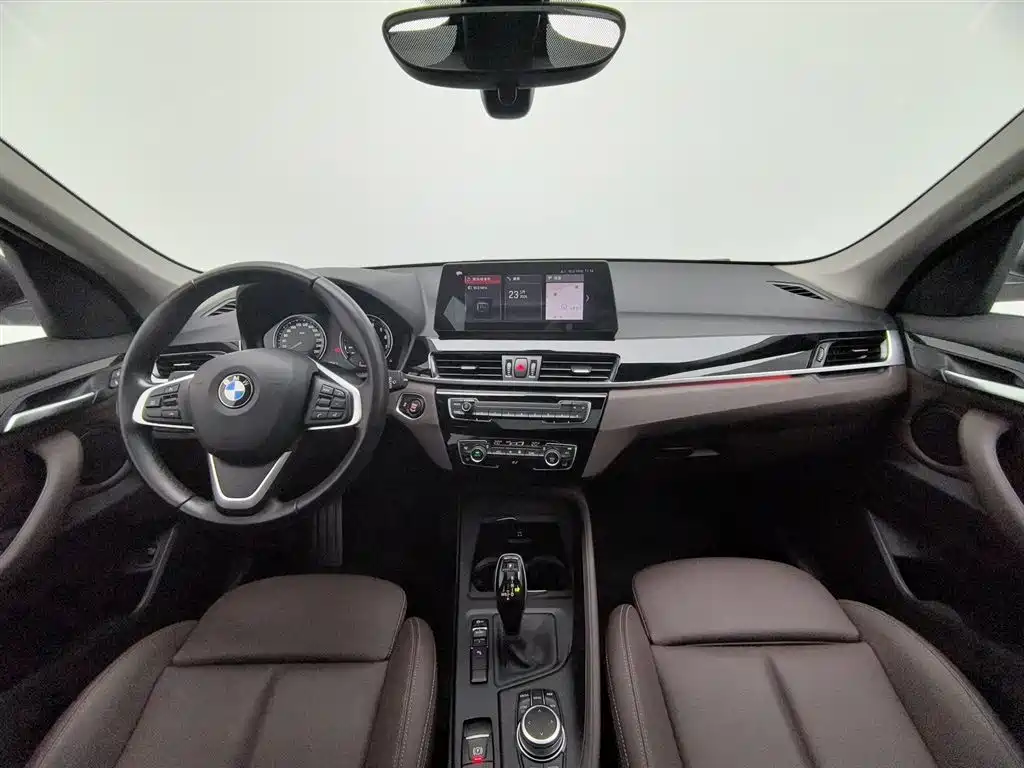 BMW X1 2020 sDrive25Li Leading Model фото 5