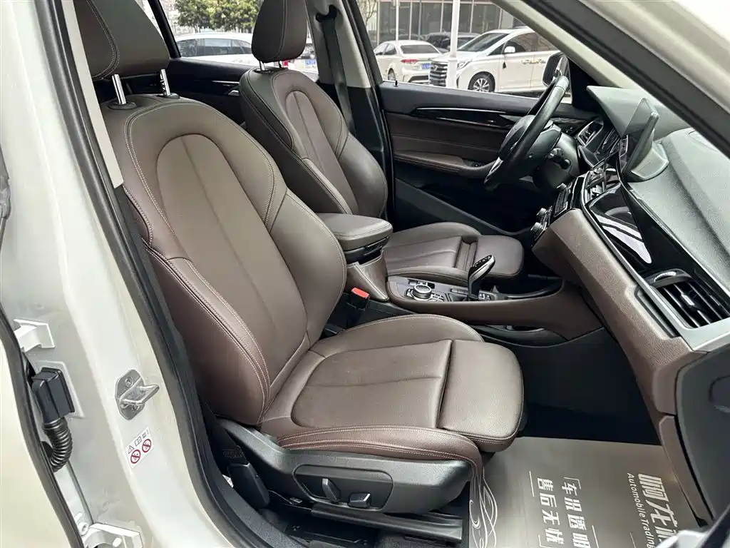 BMW X1 2020 sDrive25Li Leading Model фото 20