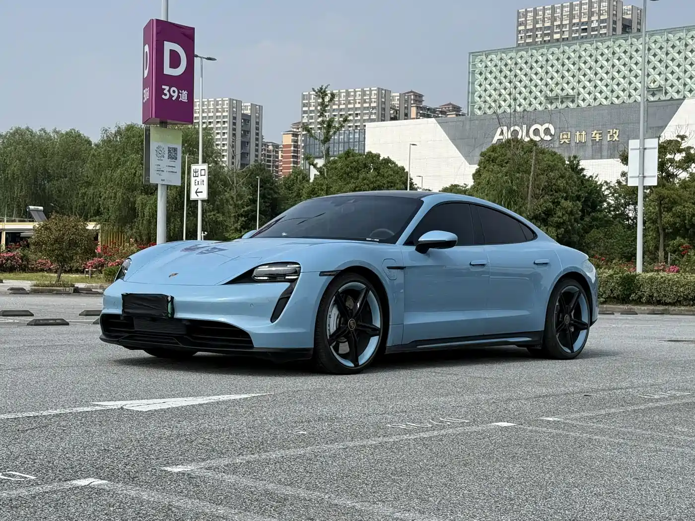Porsche Taycan 2022 Facelift Taycan фото 2