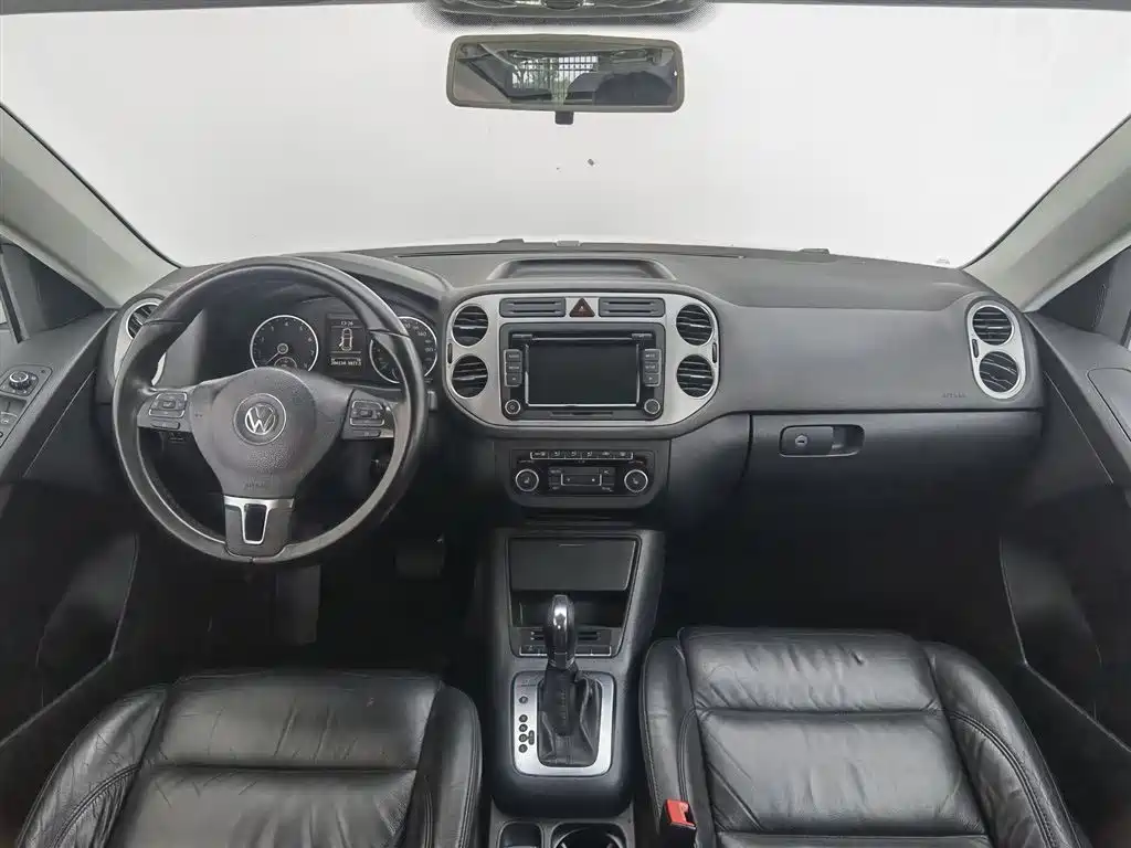 Volkswagen Tiguan 2012 1.8TSI Automatic 4WD Elite Edition фото 5