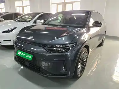 Leapmotor C11