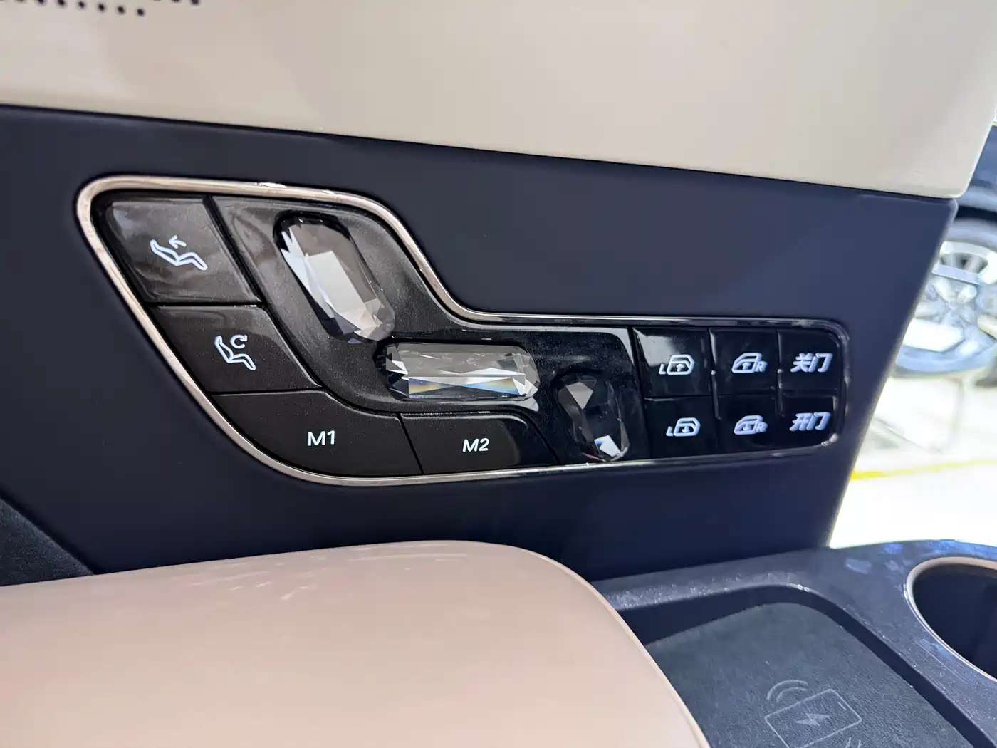 ZEEKR EXTREME KRYPTON 009