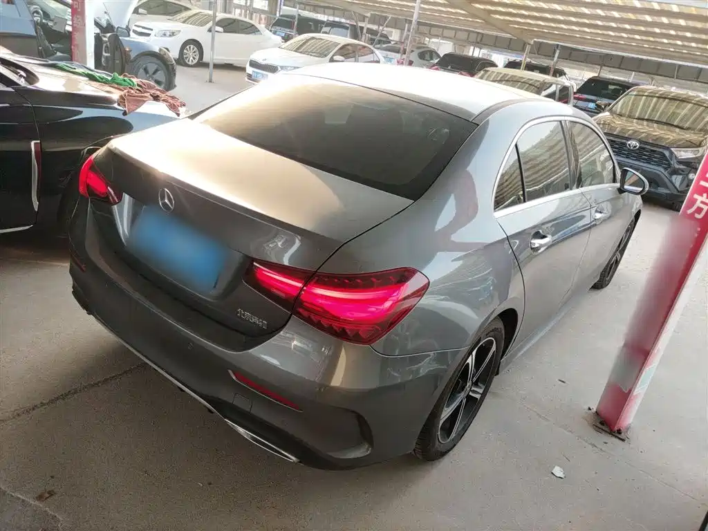 Mercedes-Benz A-Class 2023 A 200 L Fashion фото 5