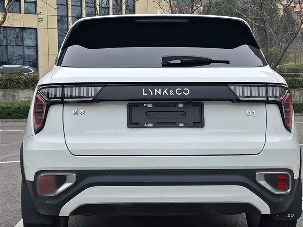 Lynk & Co 01 2017 2.0T 2WD Pro Version фото 15