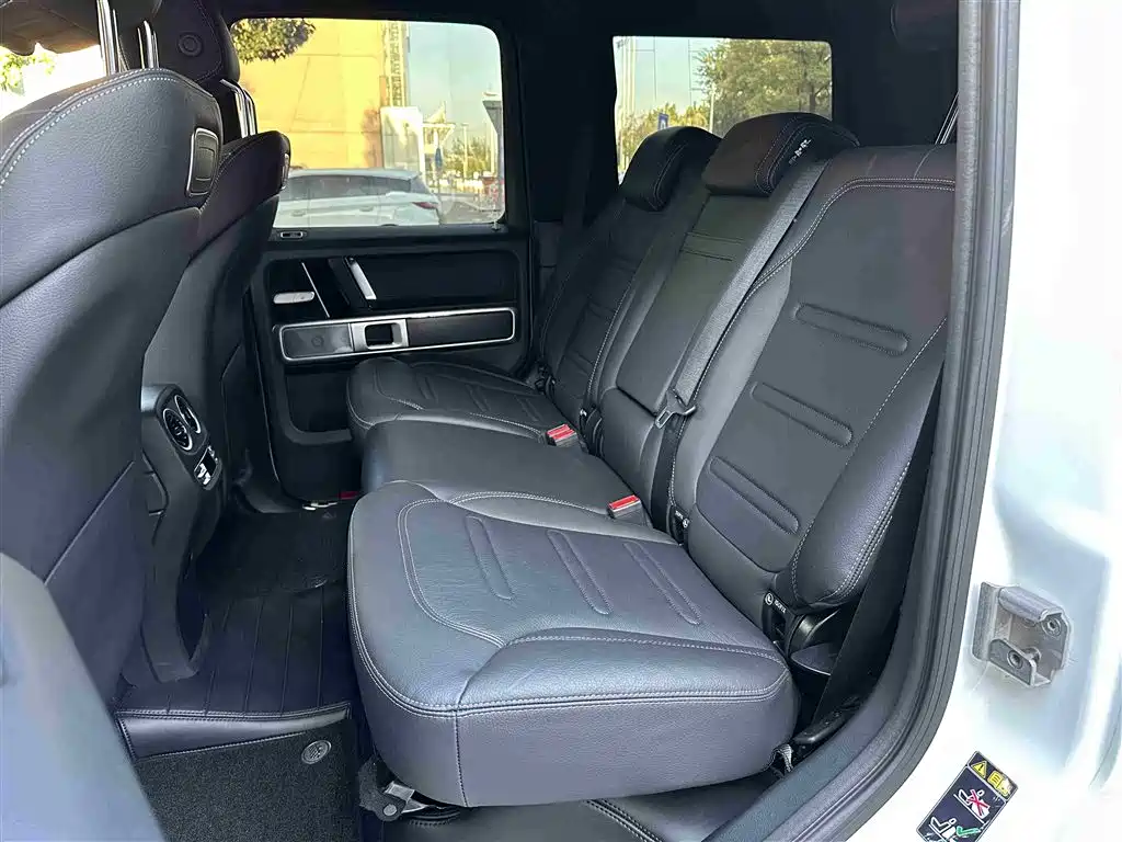 Mercedes-Benz G-Class 2024 G 350 фото 11