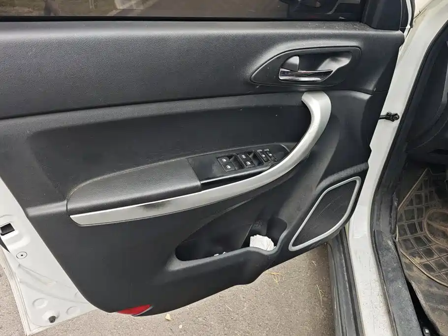 Changan CS35 2017 2016 1.6L Manual Luxury (China IV)
