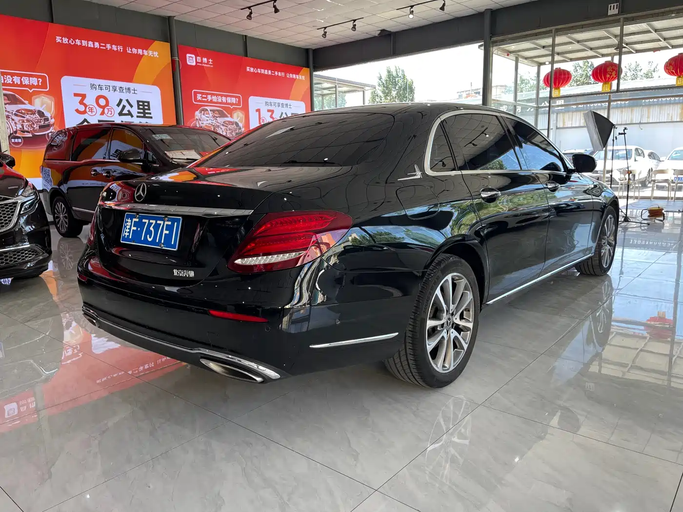 Mercedes-Benz E-Class 2016 E 300 L Fashion Type фото 9