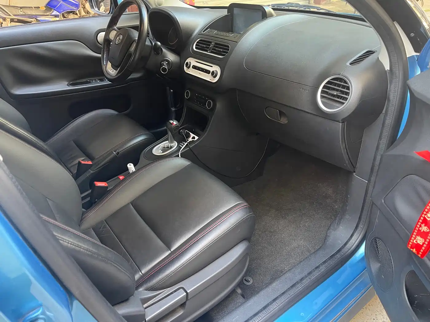 MG 3 2014 2014 1.5L AMT Luxury Edition