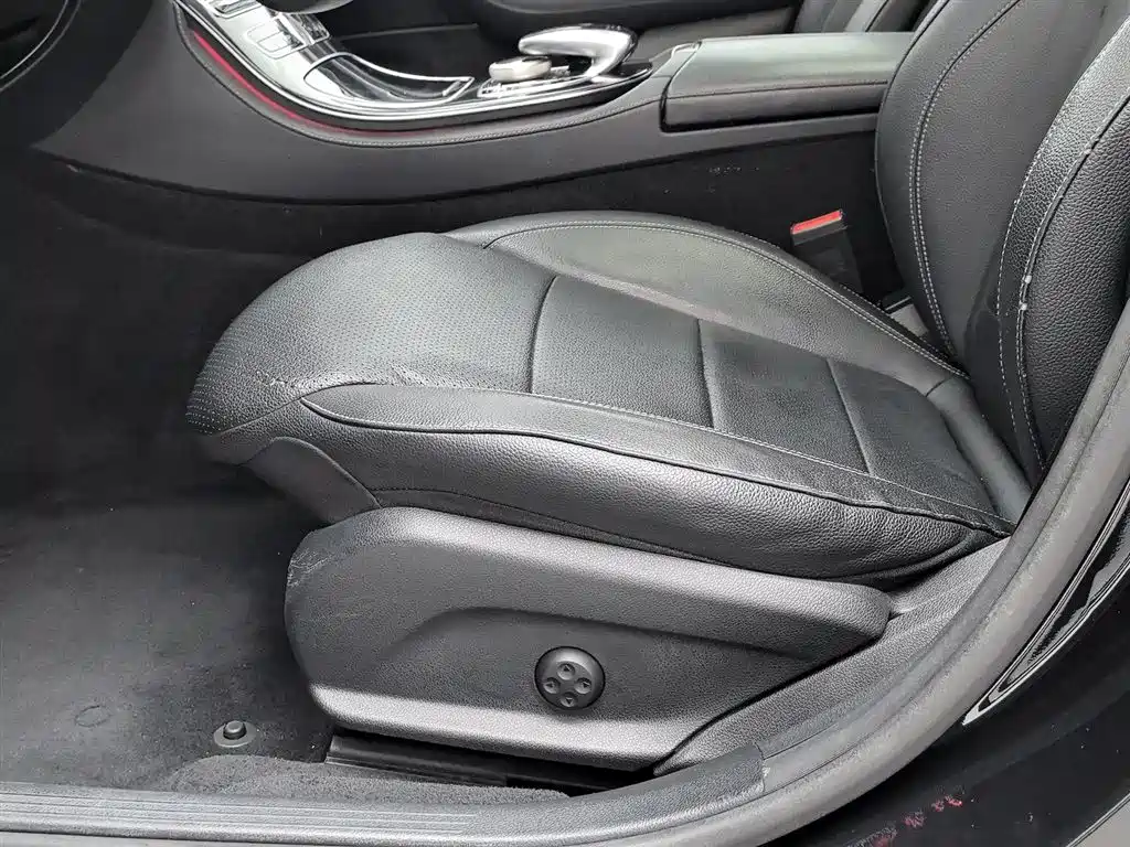 Mercedes-Benz E-Class 2016 E 300 L Sport Fashion Type фото 20