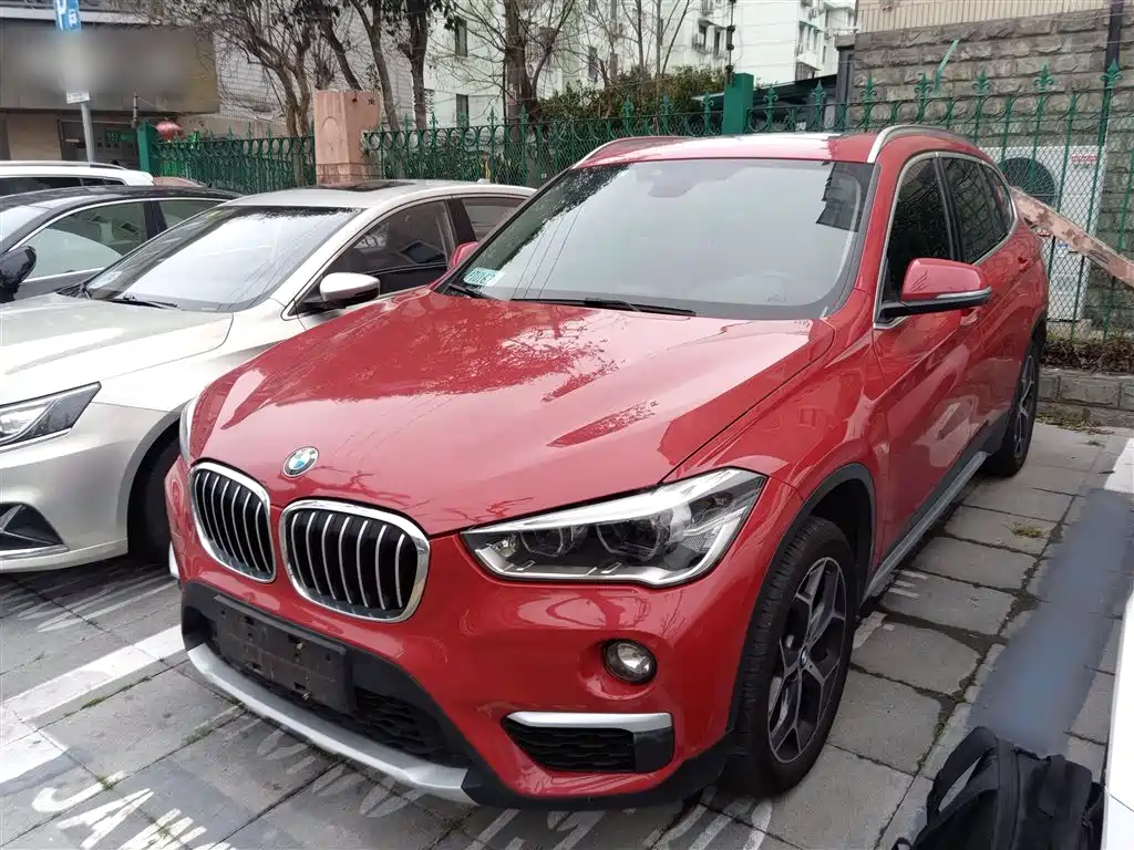 BMW X1 2019 sDrive18Li Premium Model фото 2