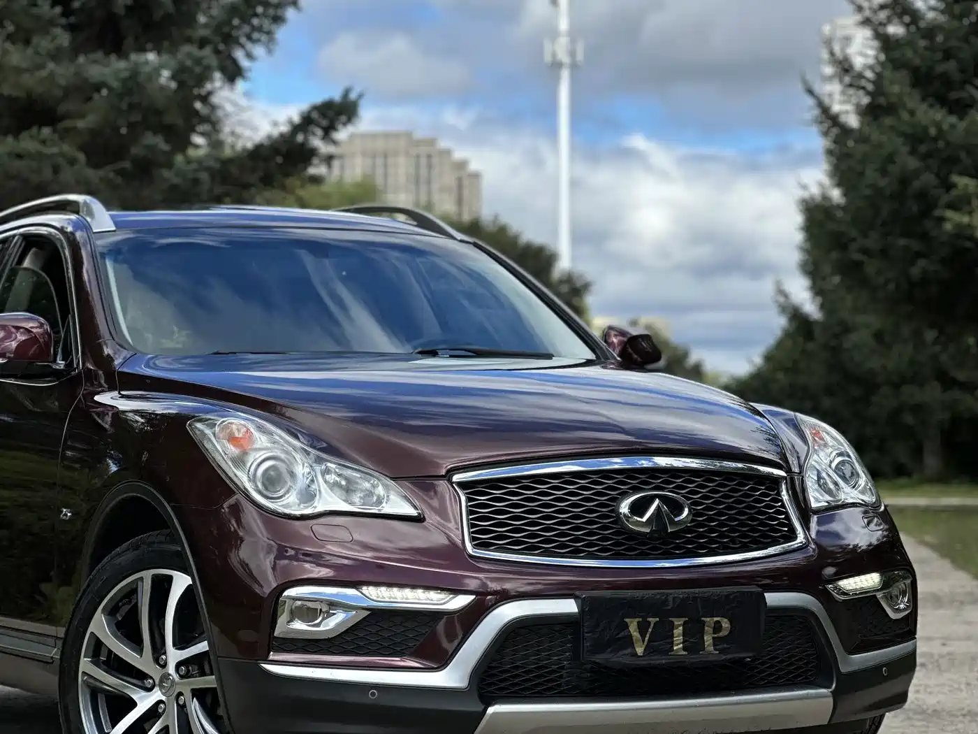 Infiniti QX50 2017 2015 2.5L Luxury Edition