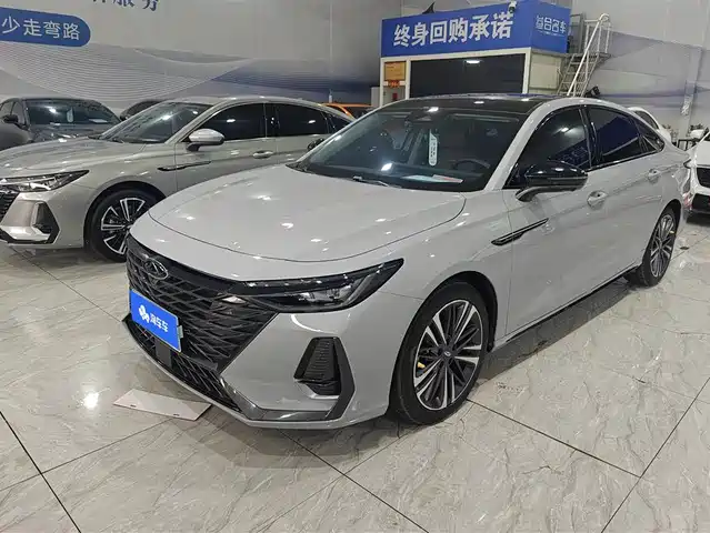 chery arrizo-8