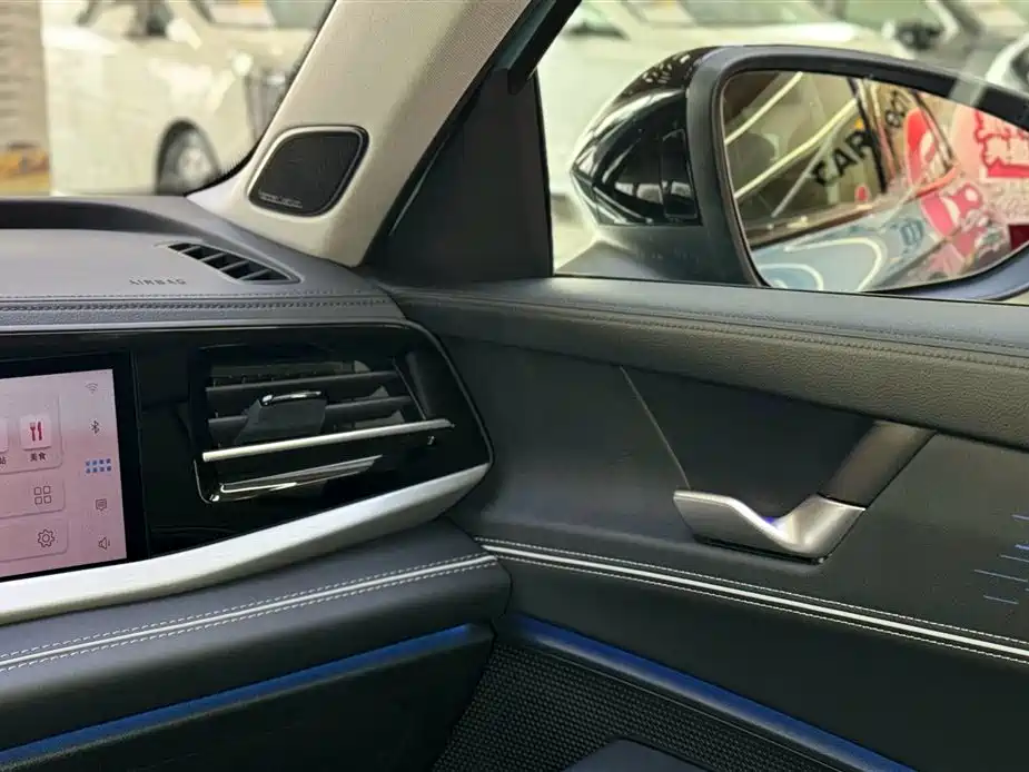 Volkswagen Passat 2025 Model Pro 380TSI Starlight Dragon Premium Edition фото 23