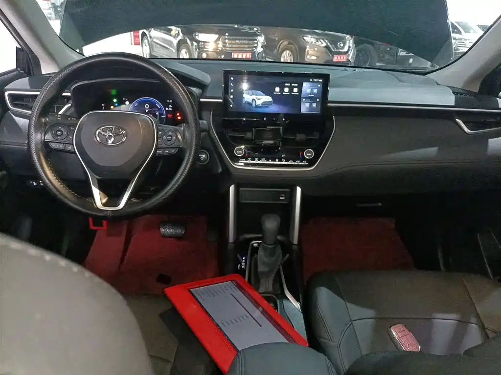 Toyota Frontlander 2024 2.0L Smart Hybrid Dual Engine Leading Edition фото 6