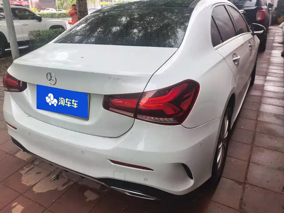 Mercedes-Benz A-Class 2020 Facelift A 200 L Sport Sedan Fashion фото 3
