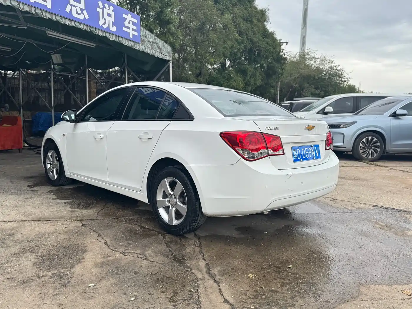 Chevrolet Cruze 2011 1.6L SE AT фото 9