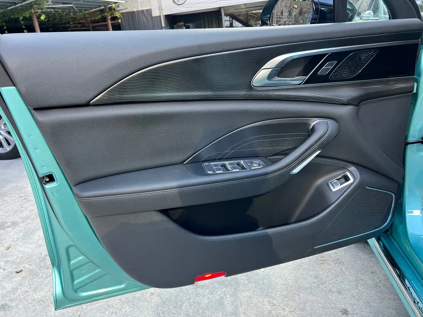 Hongqi H6 2023 2023 2.0T Premium Edition