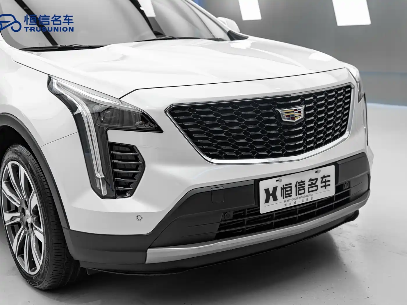 Cadillac XT4 2018 28T AWD Platinum Edition фото 9