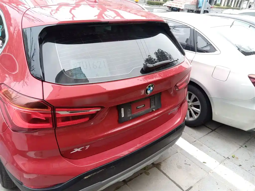 BMW X1 2019 sDrive18Li Premium Model фото 4