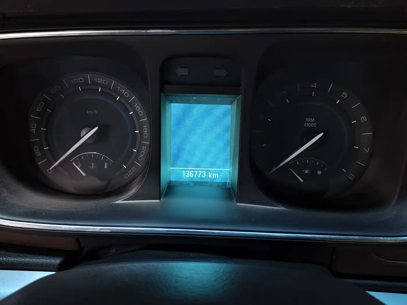 Buick GL8 2014 2.4L CT Luxury Business Comfort фото 10