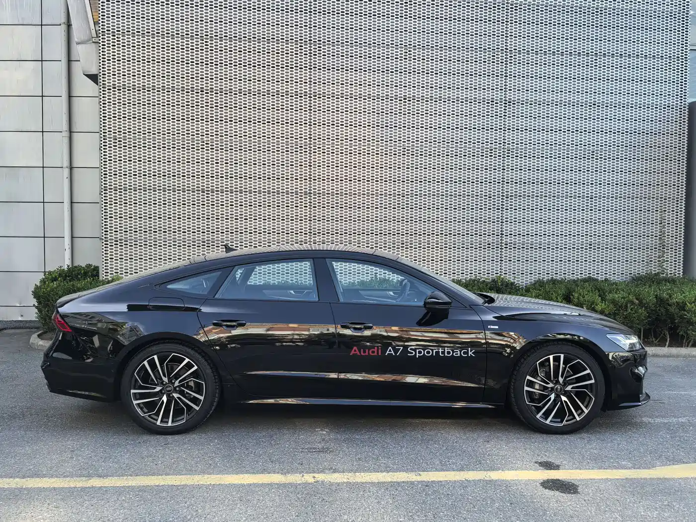 Audi A7 2024 45 TFSI Premium Selection фото 4