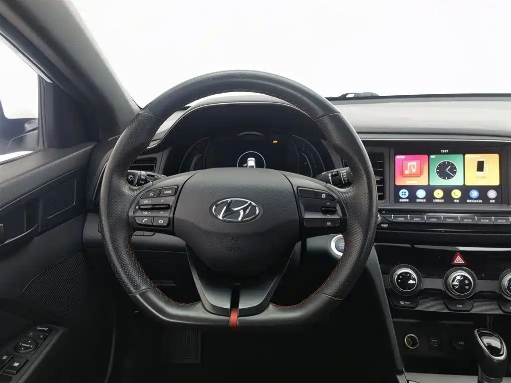 Hyundai Elantra 2020 1.4T DCT Dynamic·Vitality фото 11