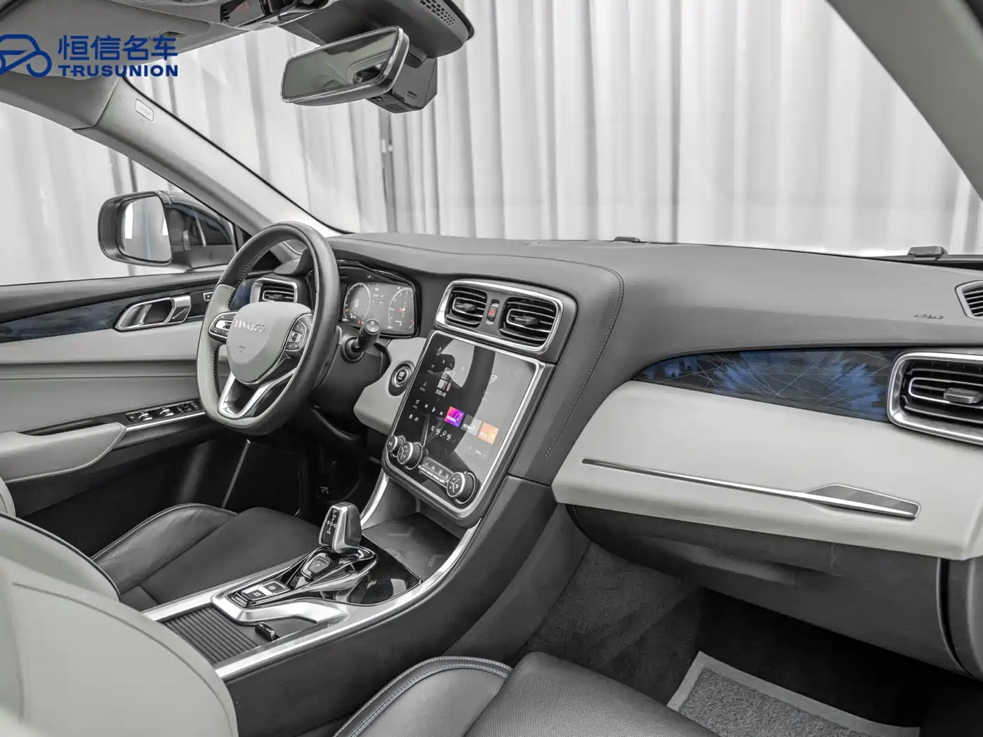 Lynk & Co 01 2019 2.0T 2WD Shine Pro Version China VI фото 14