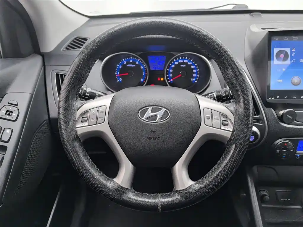 Hyundai Beijing Hyundai ix35 2015 2.0L Automatic 2WD Smart China V фото 11