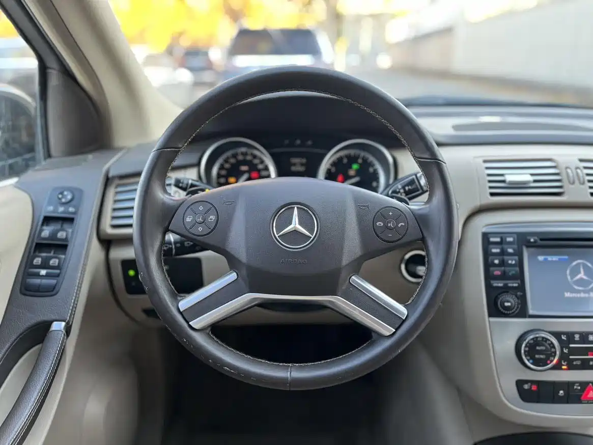 Mercedes-Benz R-Class 2011 R 300 L Business Class фото 15