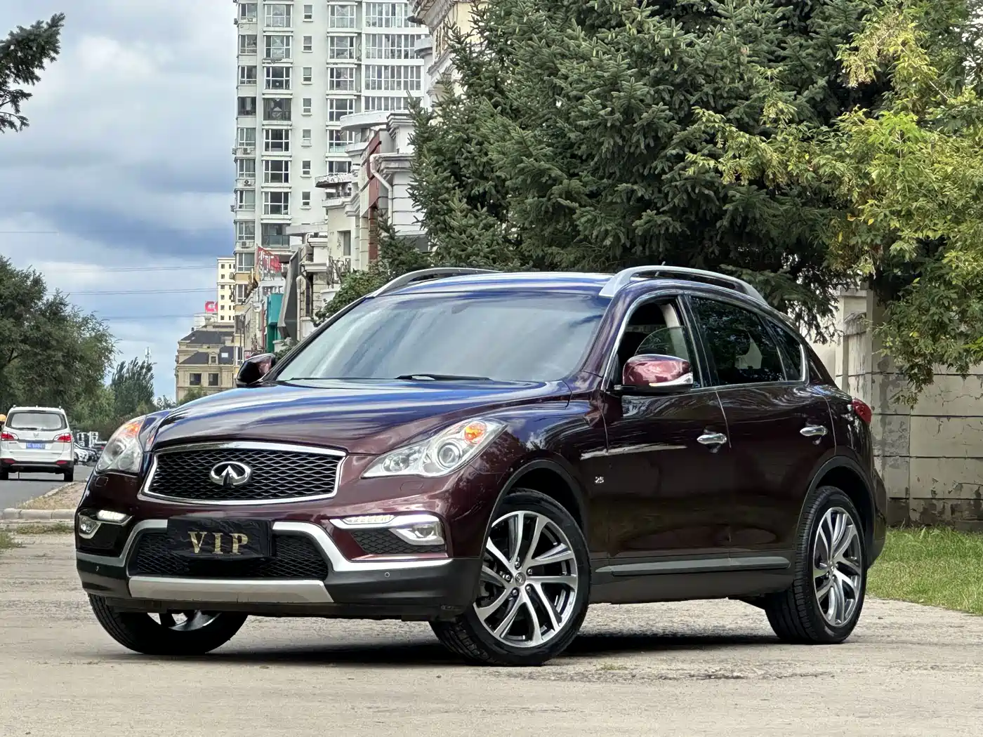 Infiniti QX50 2017 2015 2.5L Luxury Edition
