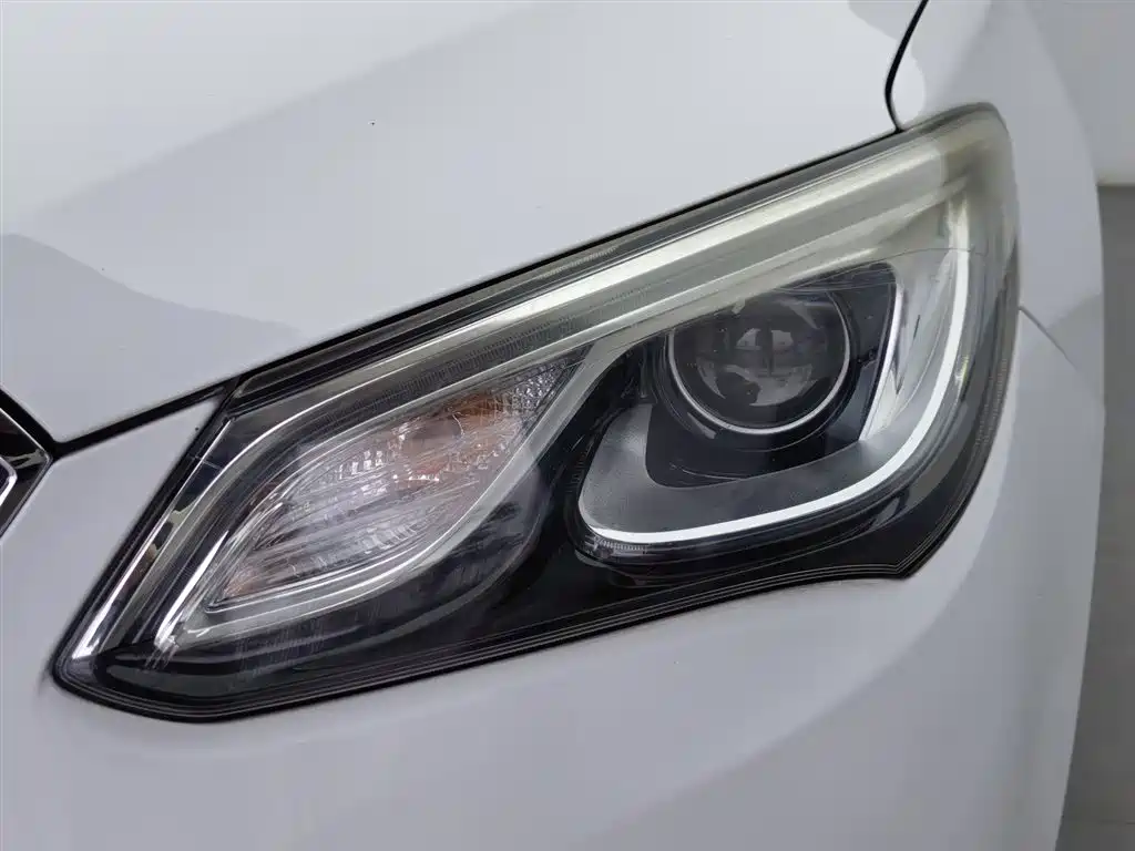 Buick Excelle 2016 15N Manual Elite фото 7