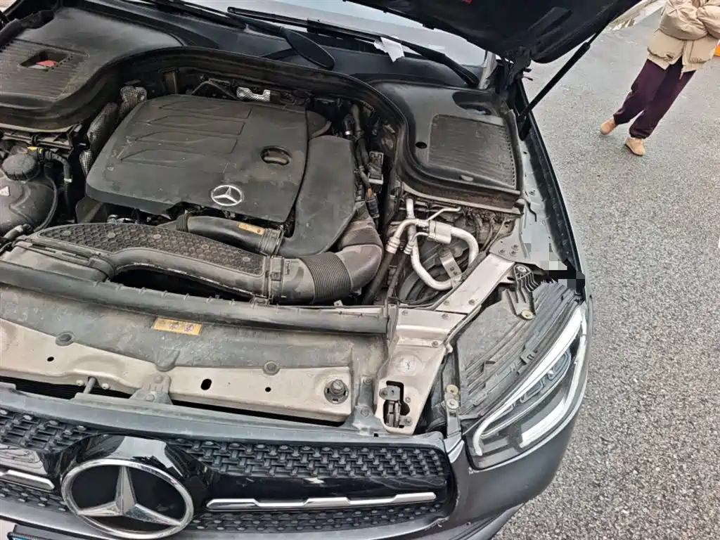 Mercedes-Benz GLC Coupe 2020 GLC 300 4MATIC Coupe SUV фото 22