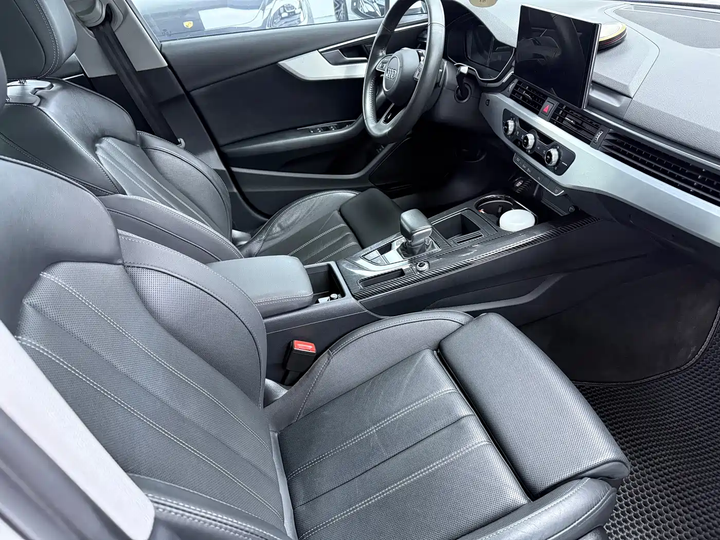 Audi A4L 2020 40 TFSI Fashion Dynamic Edition фото 9