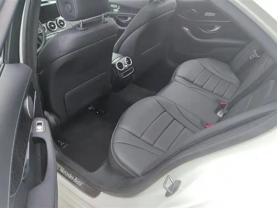 Mercedes-Benz C-Class 2019 Facelift C 260 L Sport фото 11