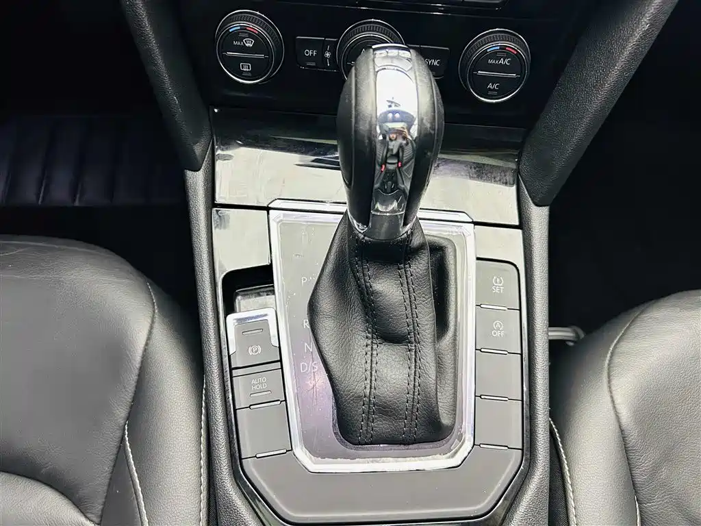 Volkswagen Lamando 2017 280TSI DSG Comfort Edition фото 17