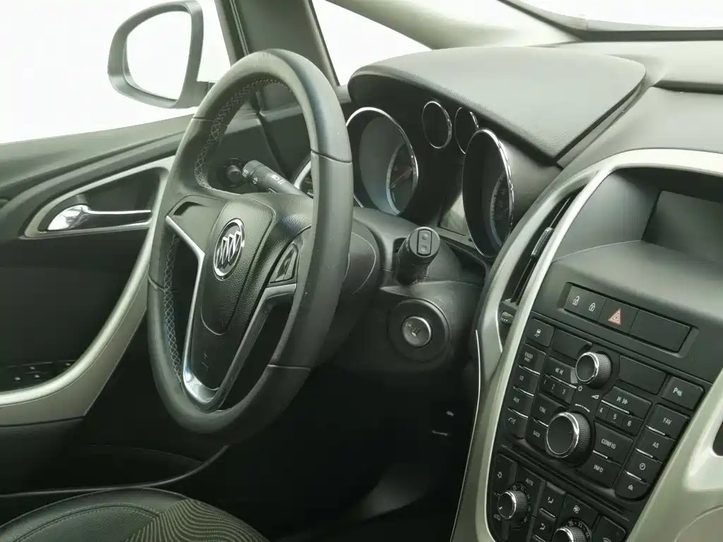 Фото 22 - Buick Excelle