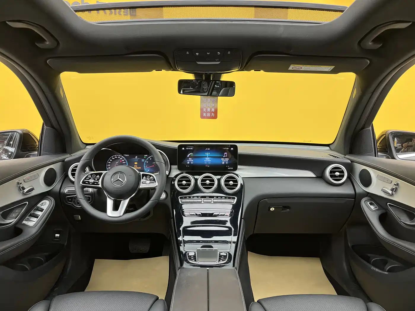 Mercedes-Benz GLC 2021 GLC 260 L 4MATIC Sporty фото 14