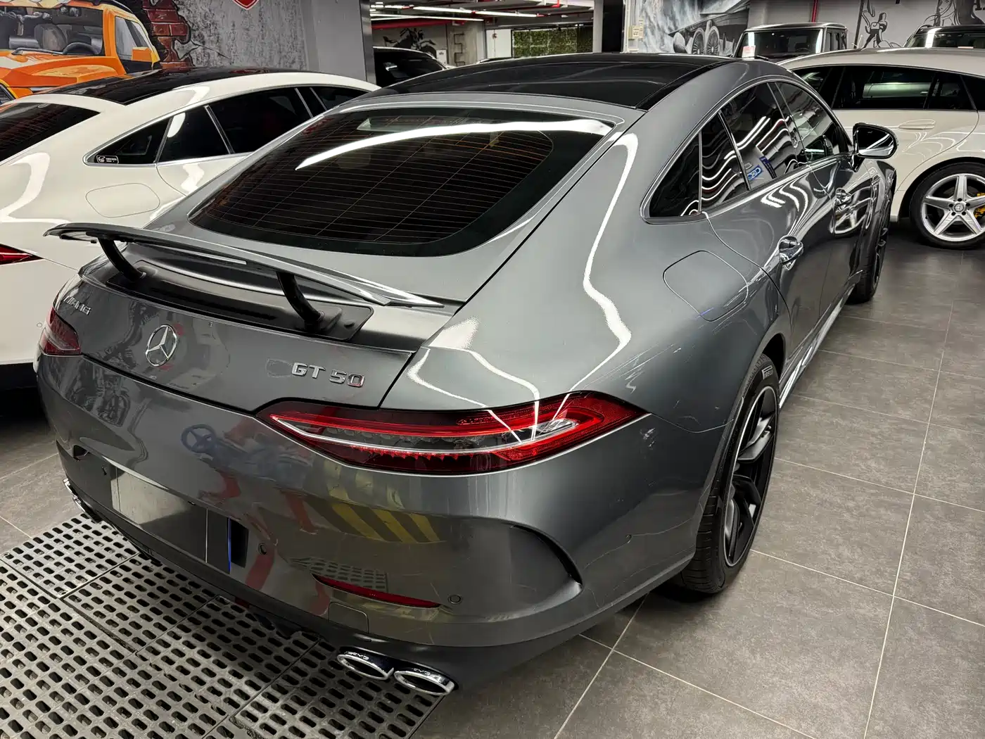 MERCEDES-BENZ AMG GT