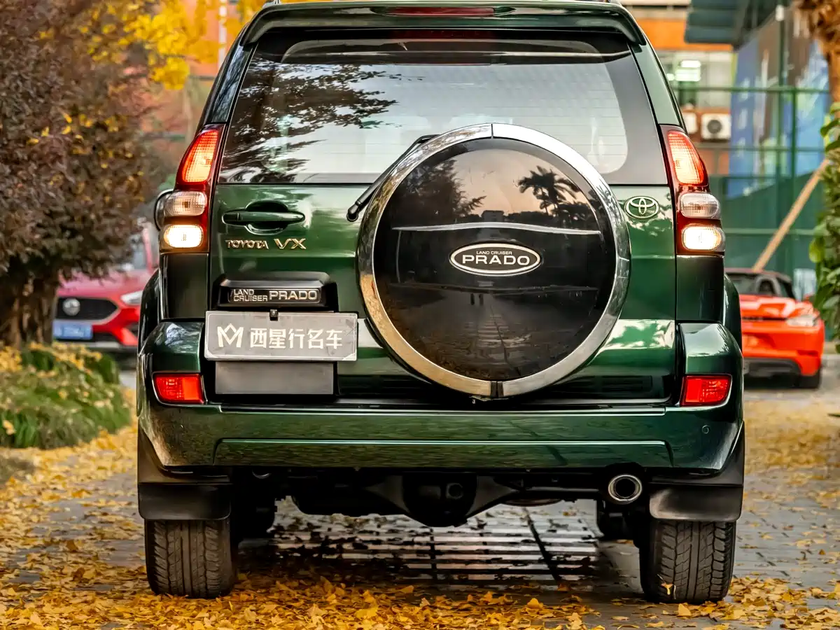 Toyota Prado 2006 4.0L Automatic VX NAVI Edition фото 3