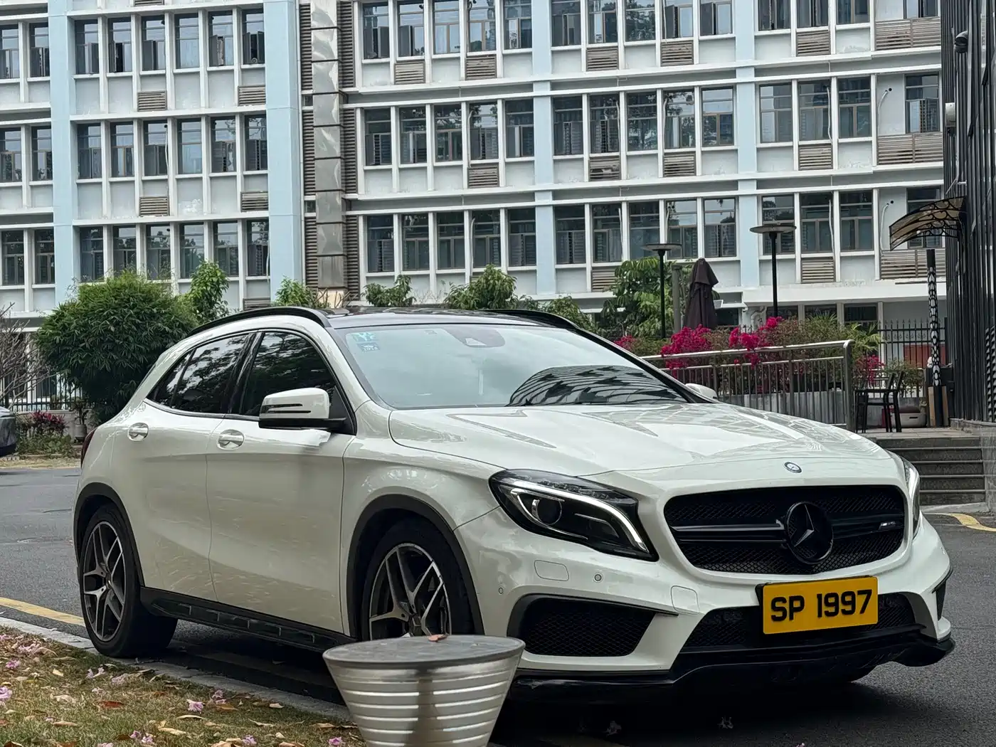 Mercedes-Benz GLA AMG 2016 AMG GLA 45 4MATIC фото 3