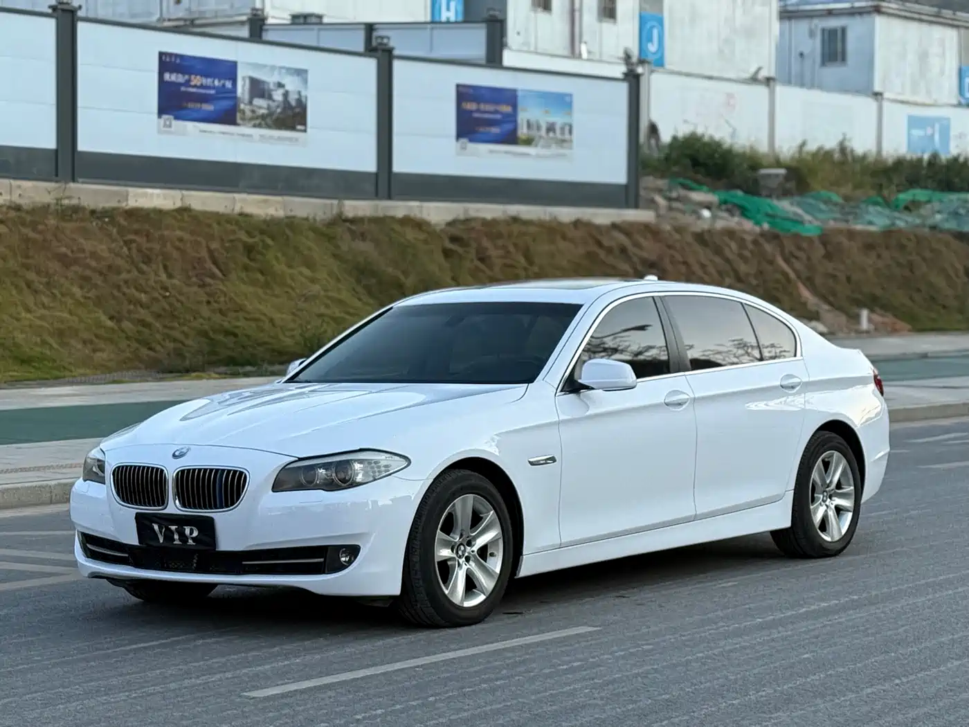 BMW 5 Series 2011 528Li Luxury