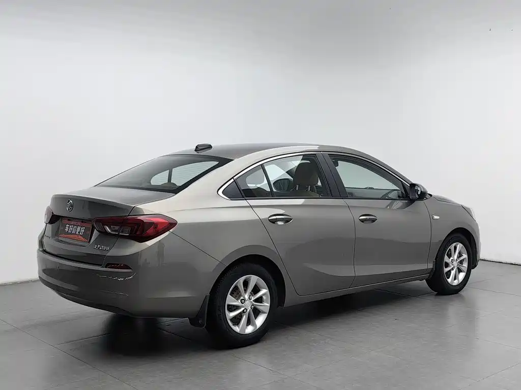 Фото 2 - Buick Excelle