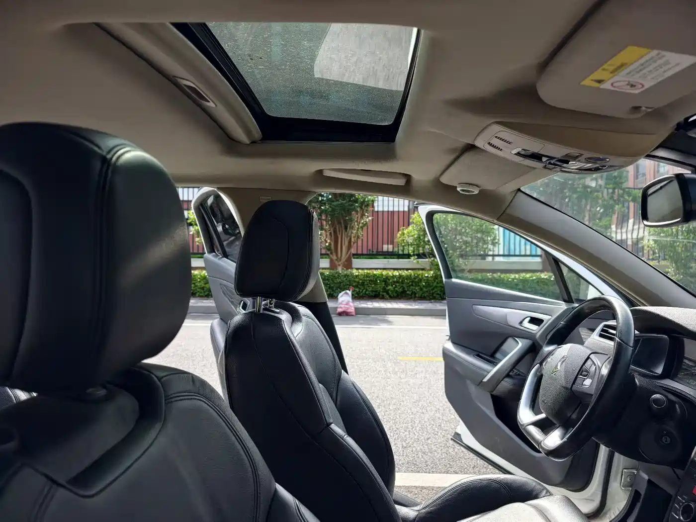 DS 5LS 2015 2014 1.6T Elegance THP160