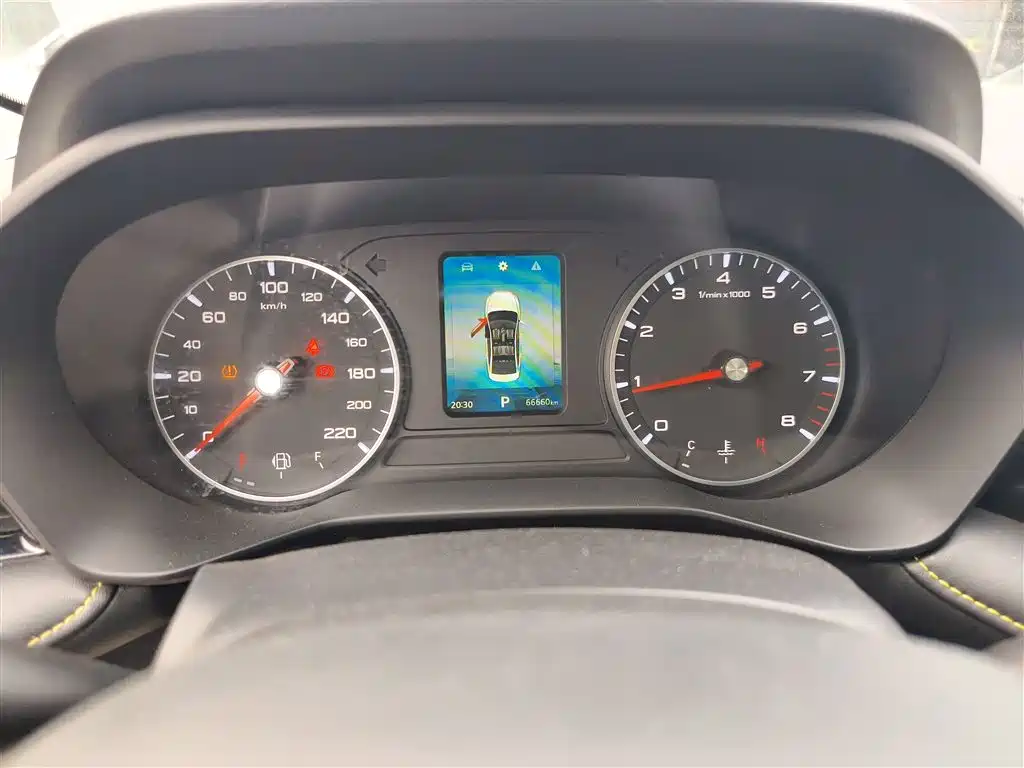 Фото 4 - Roewe i5