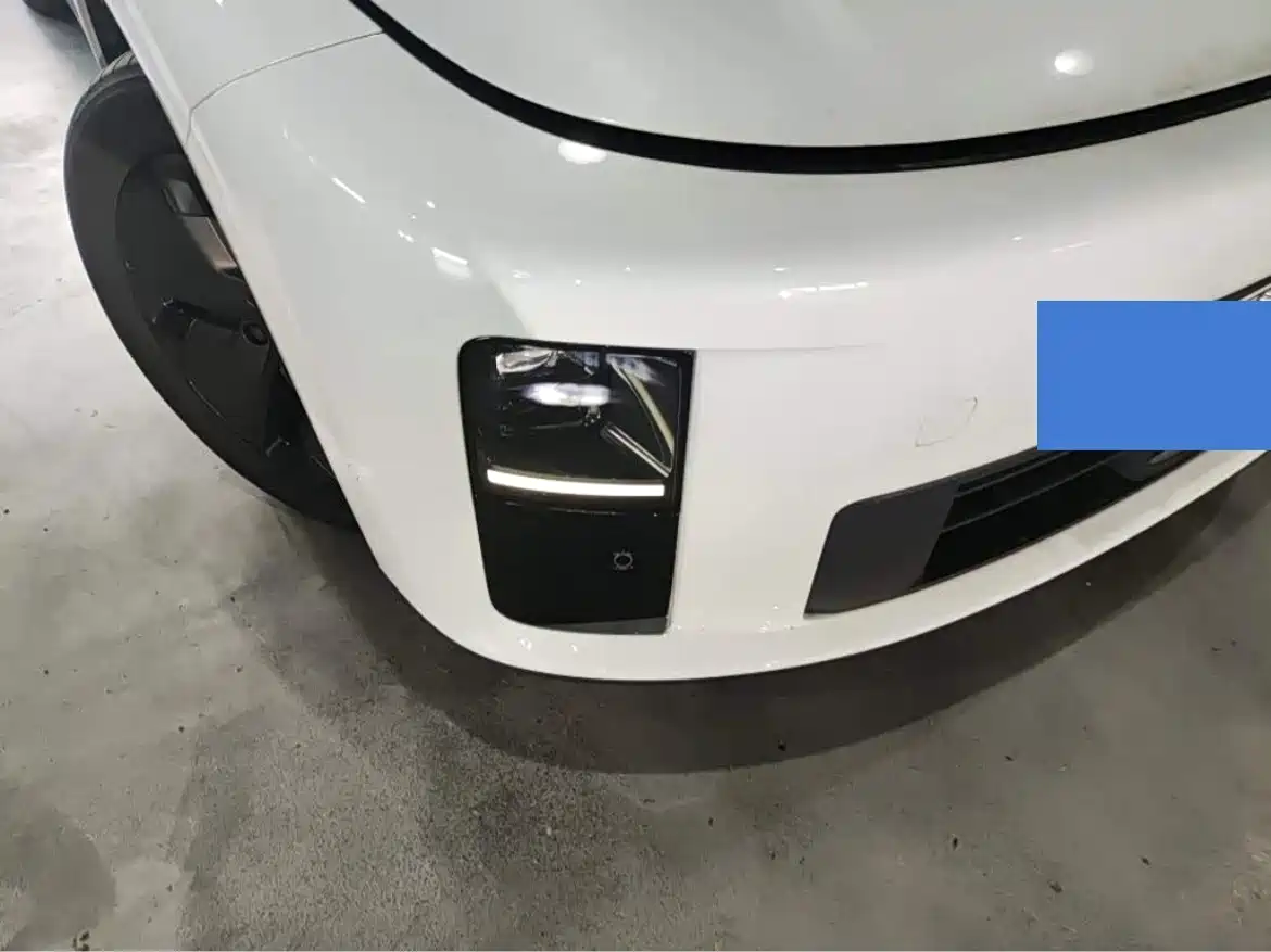 Li Auto i6 2026 2025 2WD Base Model